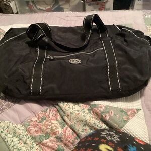 Vansport dufflel bag